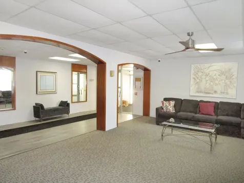 1301 South Finley Road Lombard IL 60148