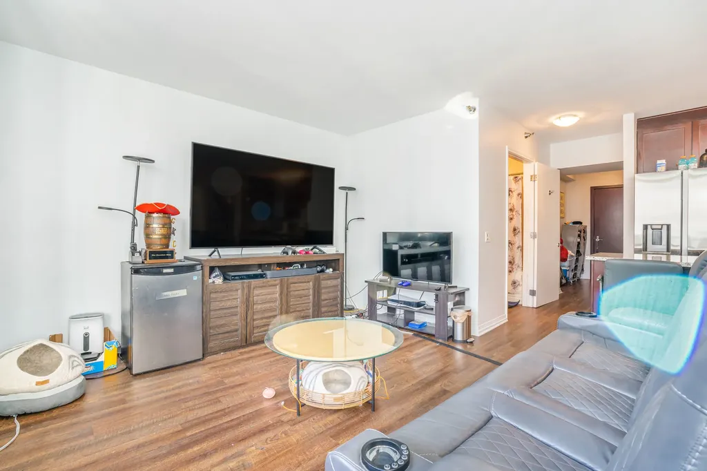 33 West Ontario Street Chicago IL 60654
