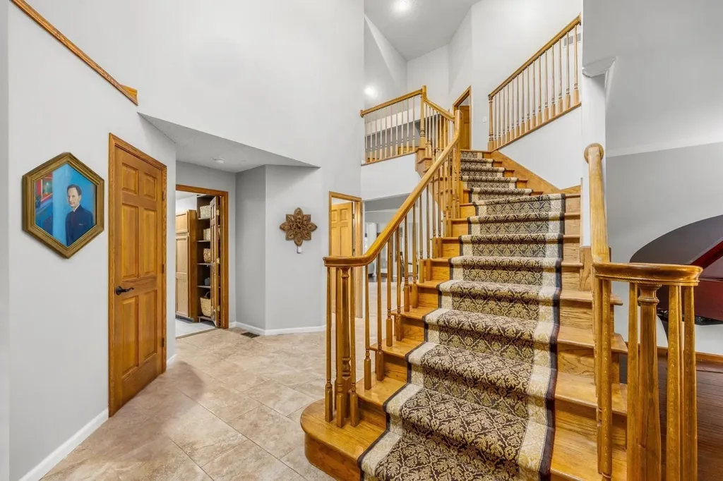 2734 Alyssa Drive Naperville IL 60565