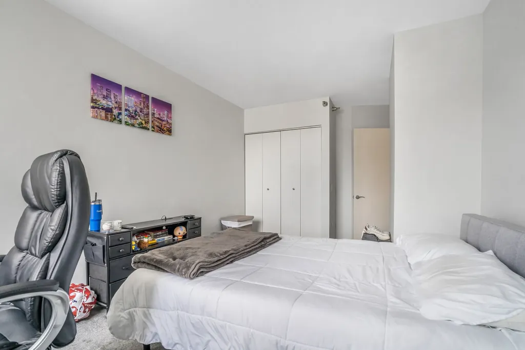 33 West Ontario Street Chicago IL 60654