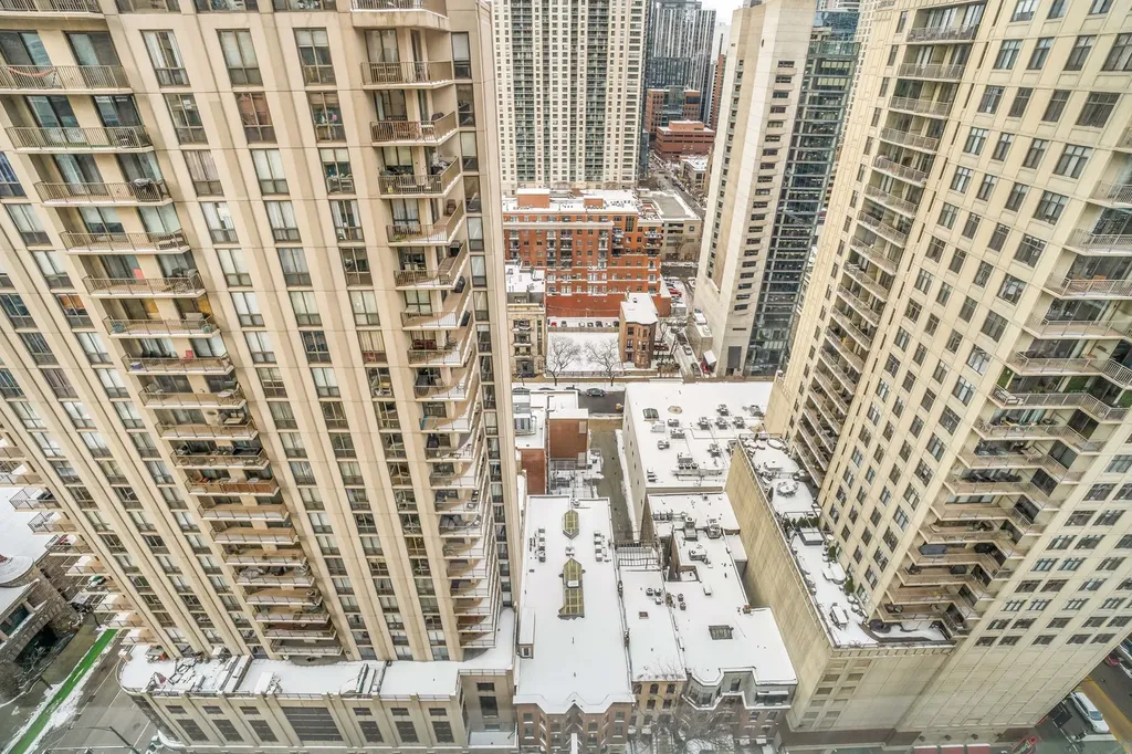33 West Ontario Street Chicago IL 60654