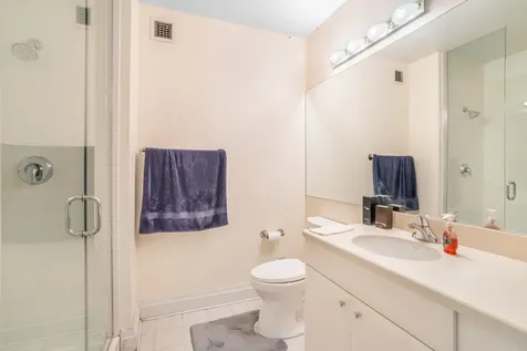 33 West Ontario Street Chicago IL 60654