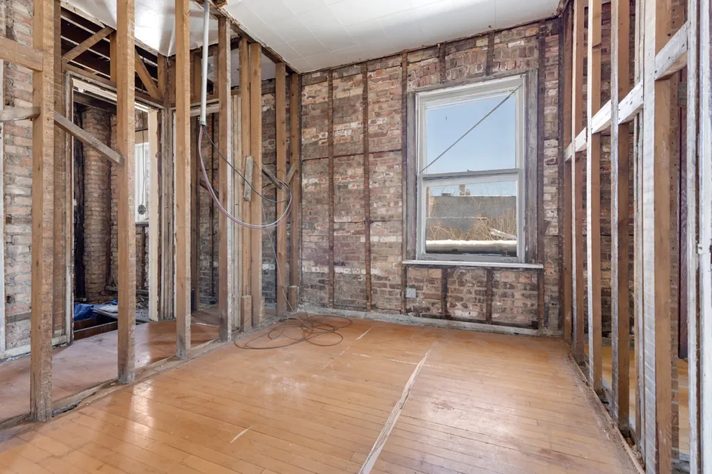 1457 West Marquette Road Chicago IL 60636