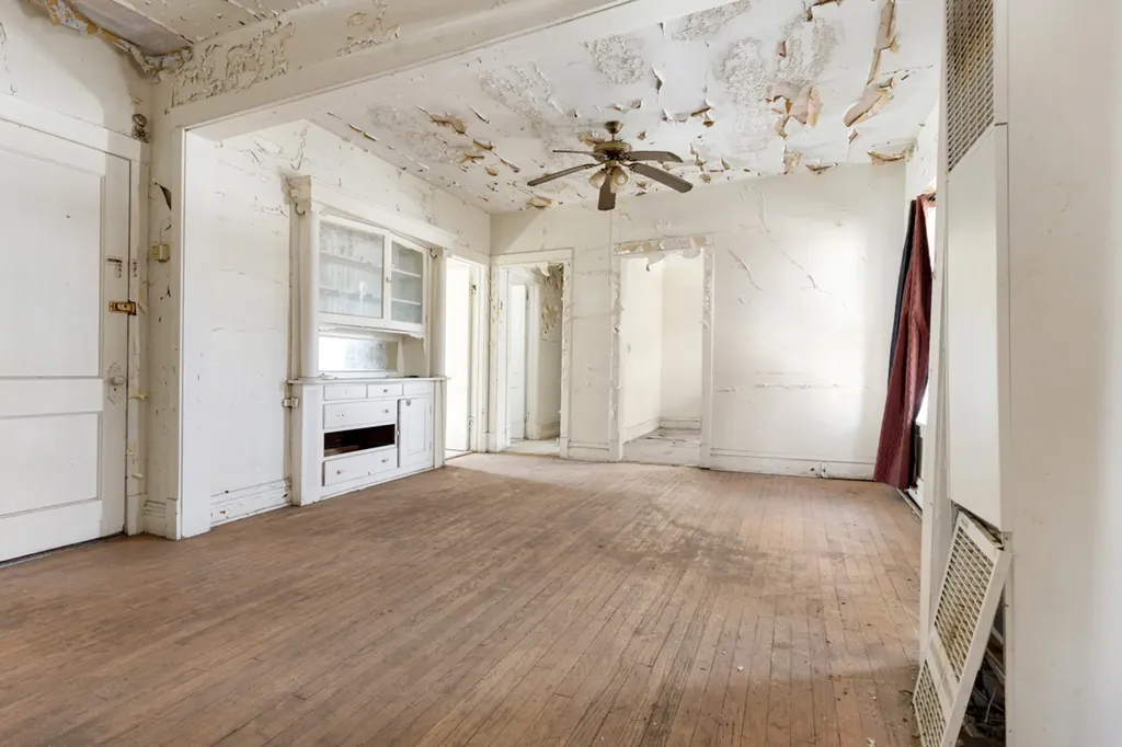 1457 West Marquette Road Chicago IL 60636