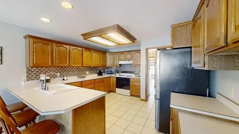2904 River Oak Drive Champaign IL 61822