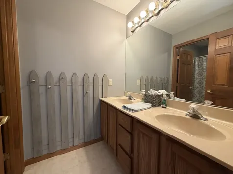 2904 River Oak Drive Champaign IL 61822