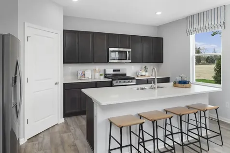 975 Sapphire Lane Montgomery IL 60538