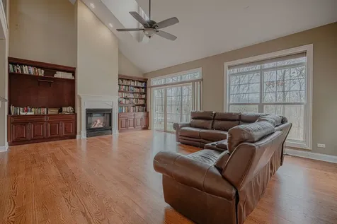 171 Partridge Lane Bartlett IL 60103