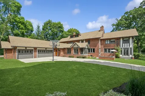 100 Old Green Bay Road Winnetka IL 60093