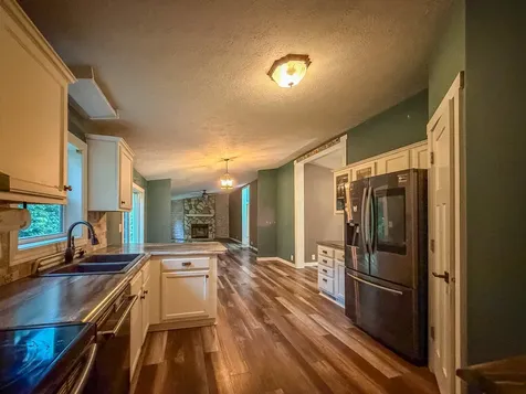 416 North White Oak Street Camargo IL 61919