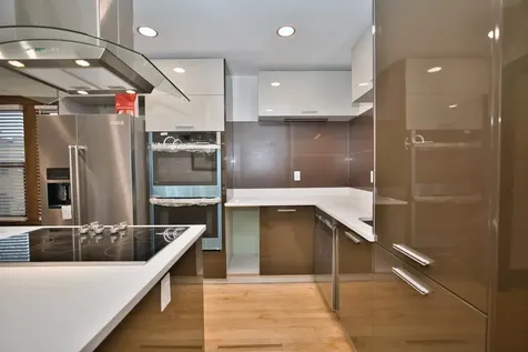 2437 West North Shore Avenue Chicago IL 60645
