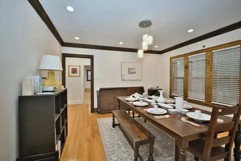 2437 West North Shore Avenue Chicago IL 60645