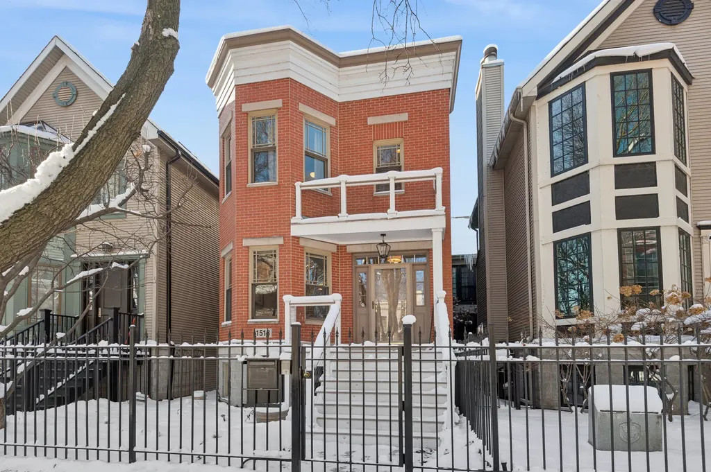 1518 North North Park Street Chicago IL 60610