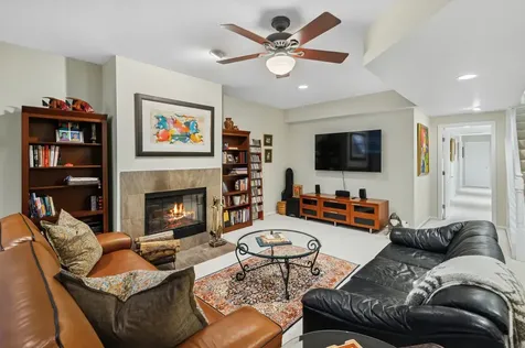 1518 North North Park Street Chicago IL 60610