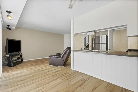 2 Cour Masson Palos Hills IL 60465