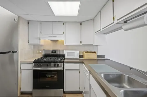 2 Cour Masson Palos Hills IL 60465