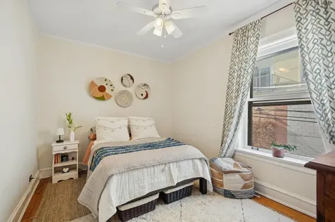 728 1/2 Hinman Avenue Evanston IL 60202