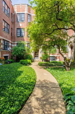 728 1/2 Hinman Avenue Evanston IL 60202