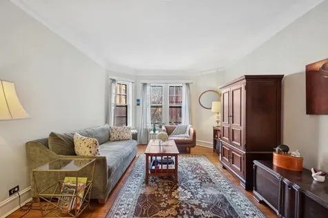 728 1/2 Hinman Avenue Evanston IL 60202
