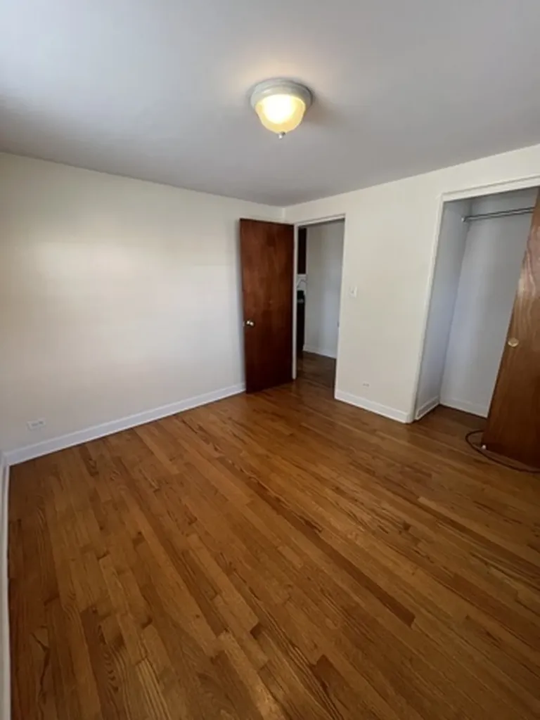 5205 West Drummond Place Chicago IL 60639
