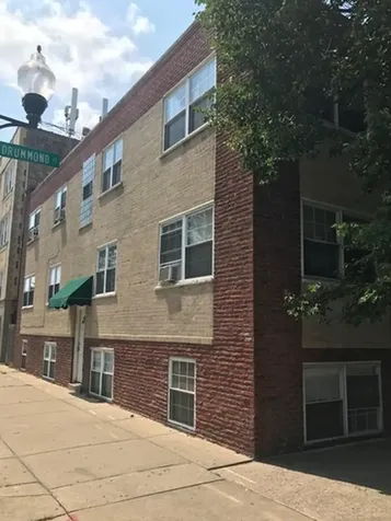 5205 West Drummond Place Chicago IL 60639