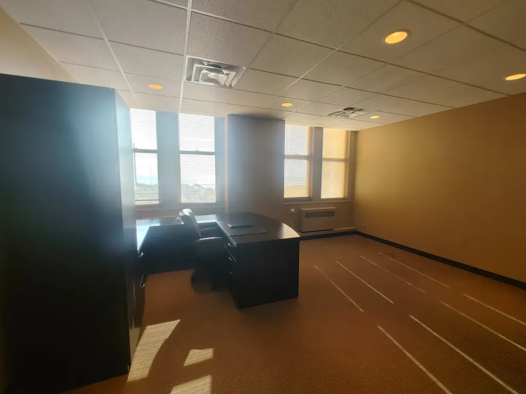 111 North Wabash Avenue Chicago IL 60602