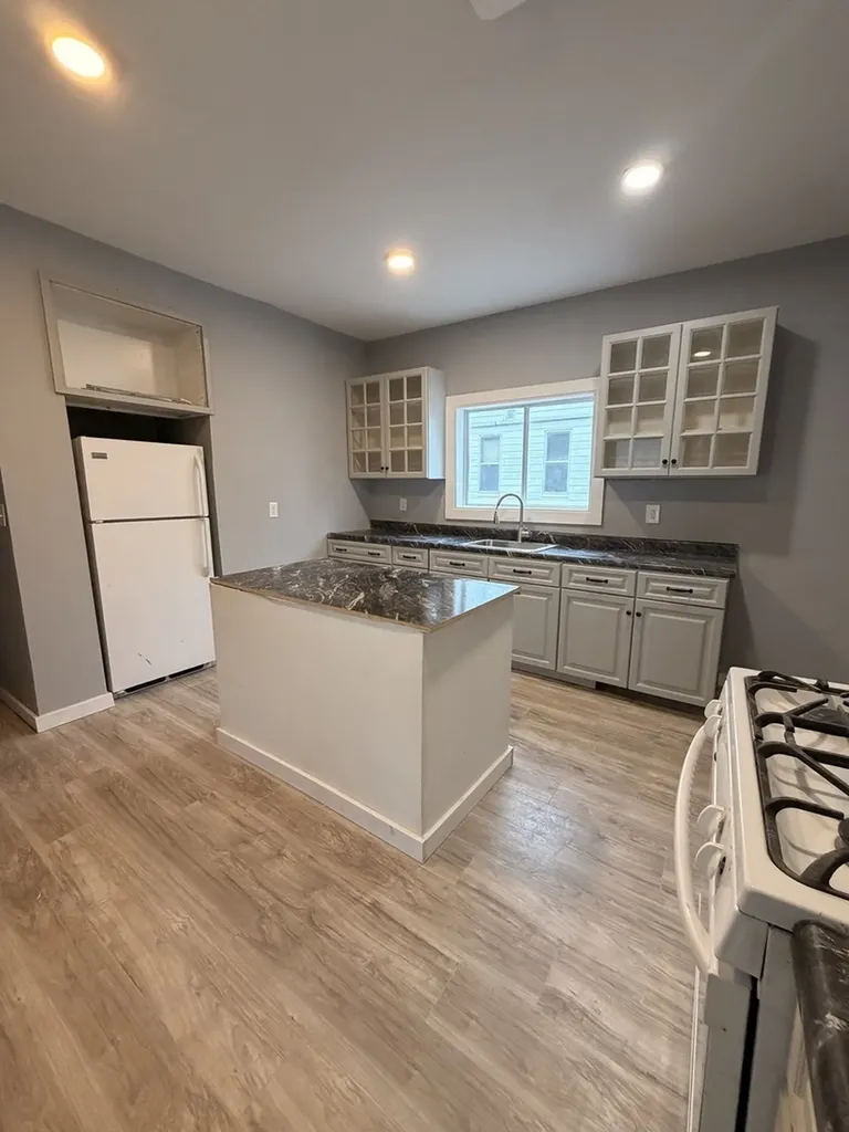 1024 South Warren Street Peoria IL 61605