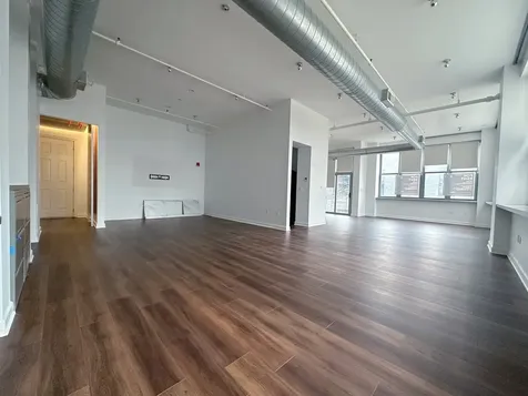 824 West Superior Street Chicago IL 60642