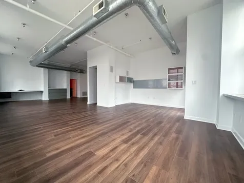 824 West Superior Street Chicago IL 60642