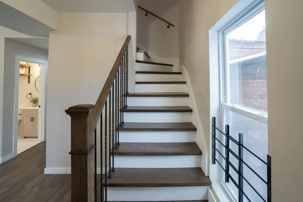 1537 West 110th Street Chicago IL 60643