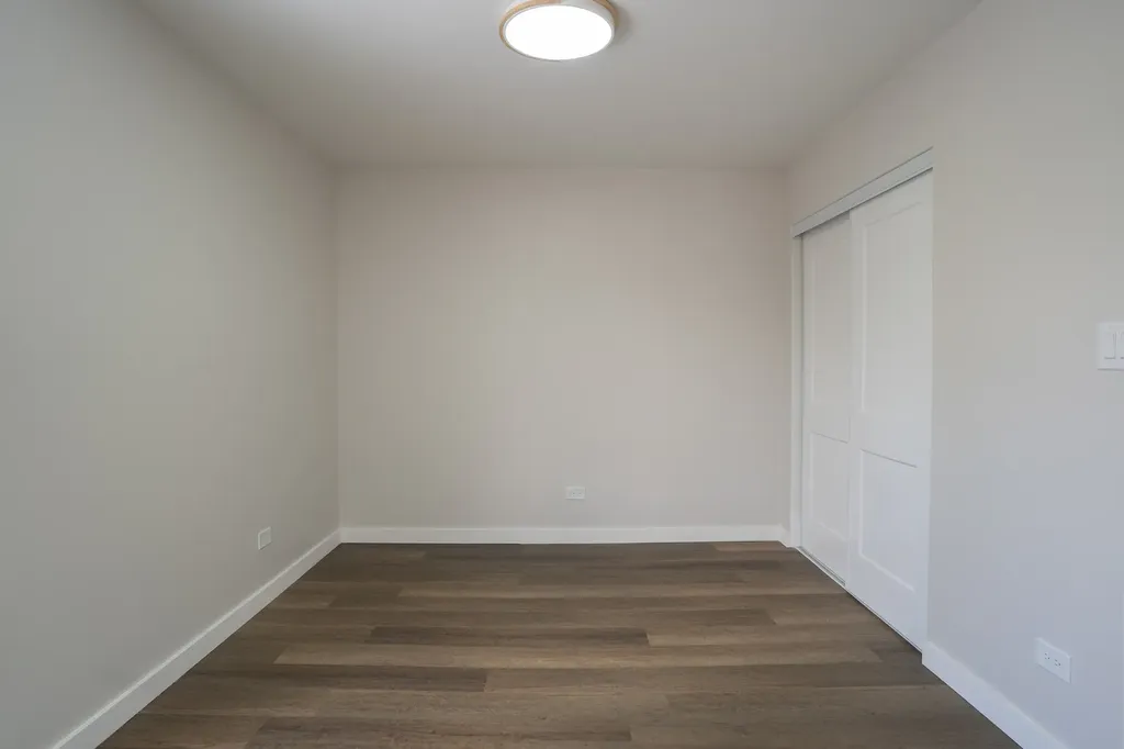 1537 West 110th Street Chicago IL 60643