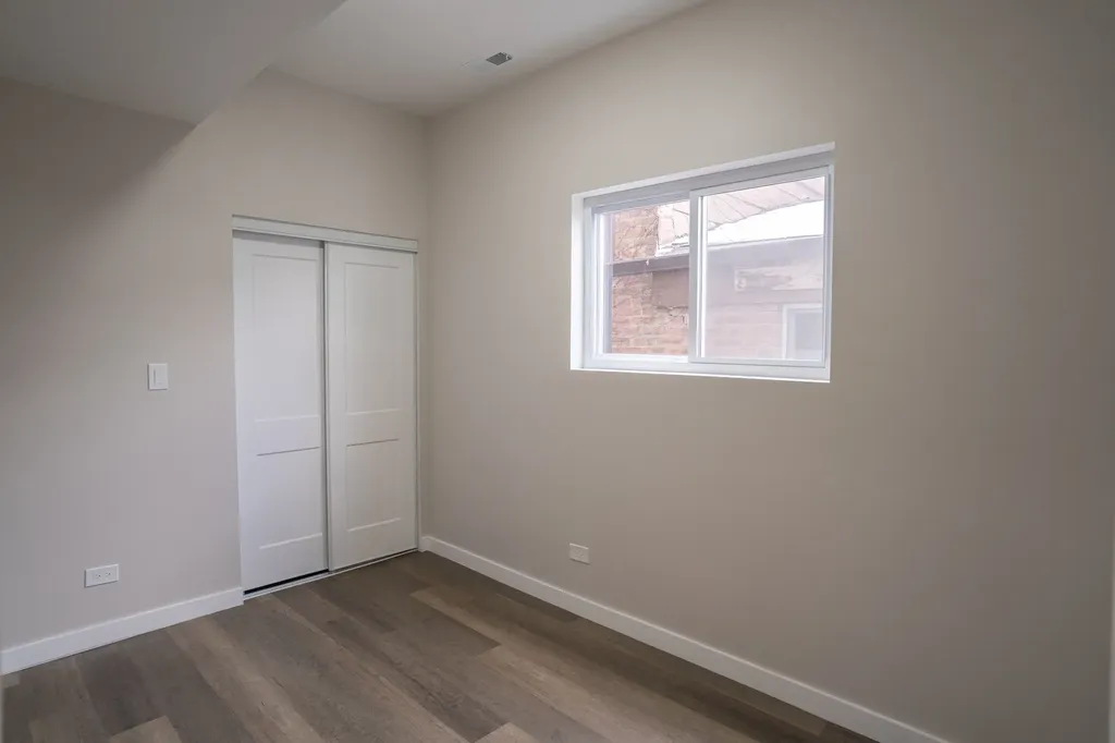 1537 West 110th Street Chicago IL 60643