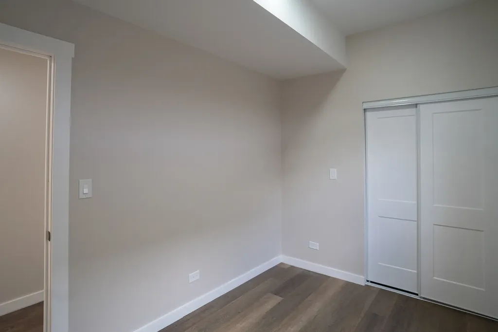 1537 West 110th Street Chicago IL 60643