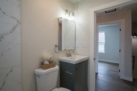 1537 West 110th Street Chicago IL 60643