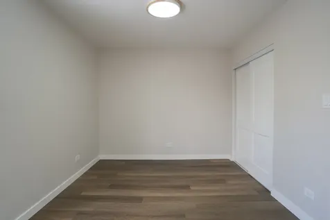 1537 West 110th Street Chicago IL 60643