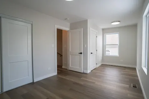 1537 West 110th Street Chicago IL 60643