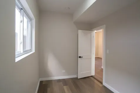 1537 West 110th Street Chicago IL 60643