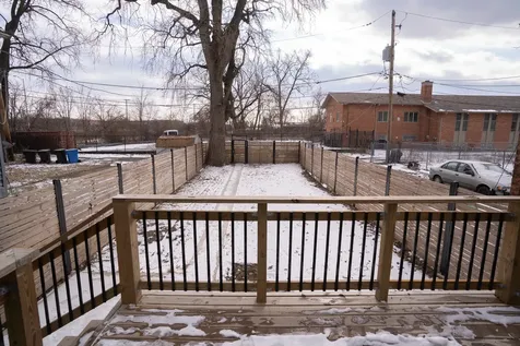 1537 West 110th Street Chicago IL 60643