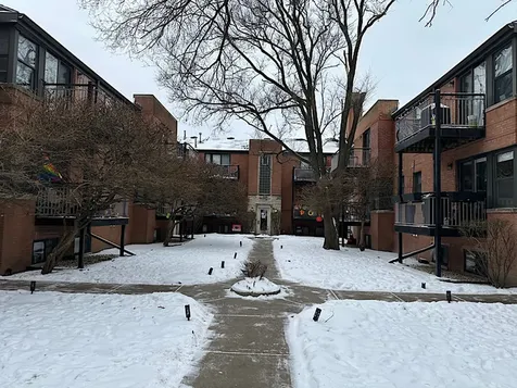 7334 North Winchester Avenue Chicago IL 60626