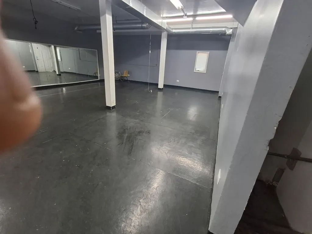 1054 South 5th Street Aurora IL 60505
