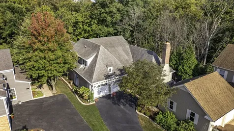 719 Stonebridge Road Frankfort IL 60423