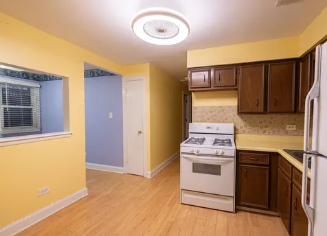 9170 Crescent Court Oak Lawn IL 60453