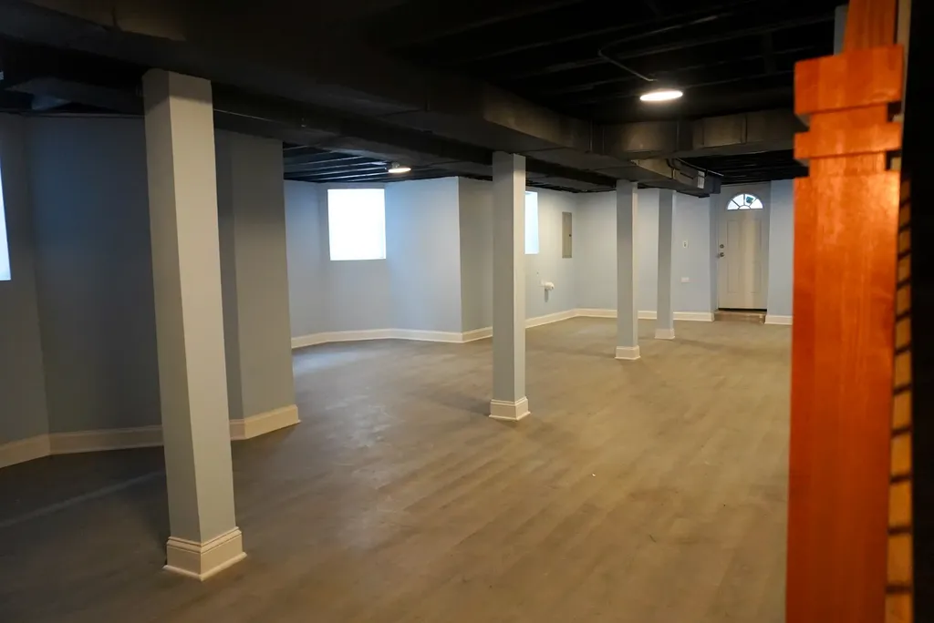 320 North Menard Avenue Chicago IL 60644
