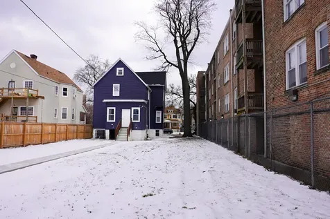 320 North Menard Avenue Chicago IL 60644