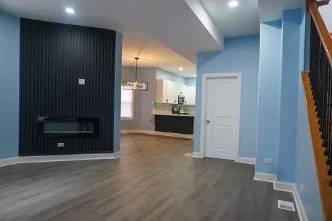 320 North Menard Avenue Chicago IL 60644