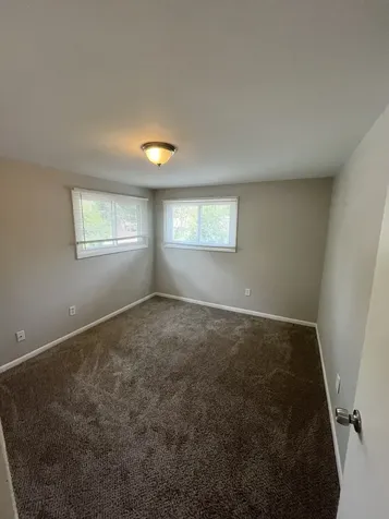 21142 Locust Street Matteson IL 60443