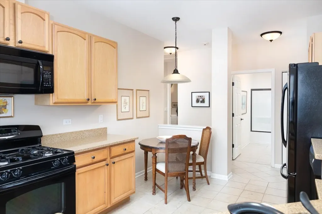 2665 Barrington Circle Naperville IL 60564