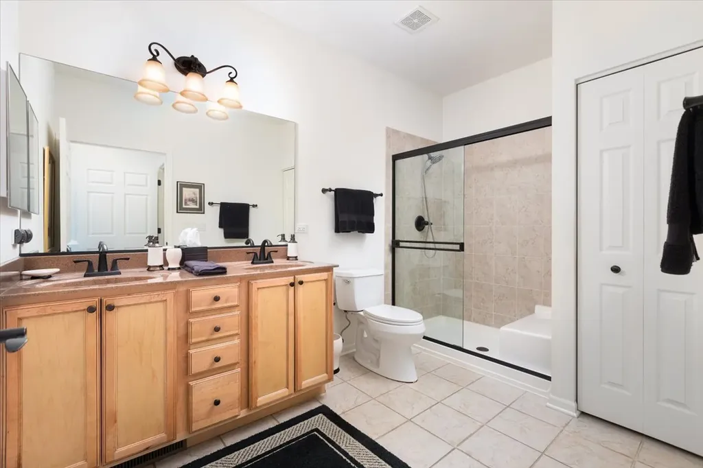 2665 Barrington Circle Naperville IL 60564