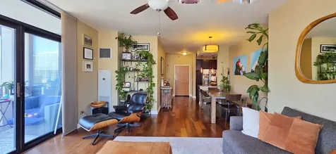 435 West Erie Street Chicago IL 60654