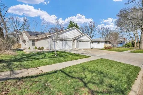 604 East Harding Drive Urbana IL 61801